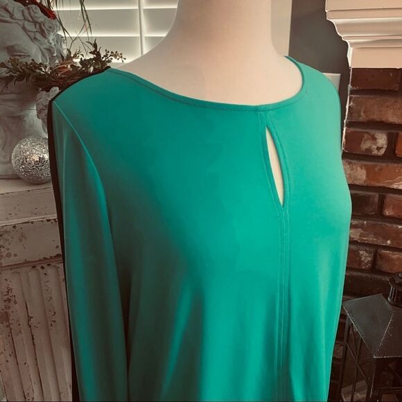 Green and black top by Worthington - Picture 1 of 7